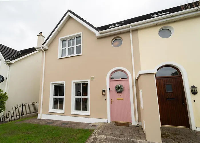 Dingle Townside Nest